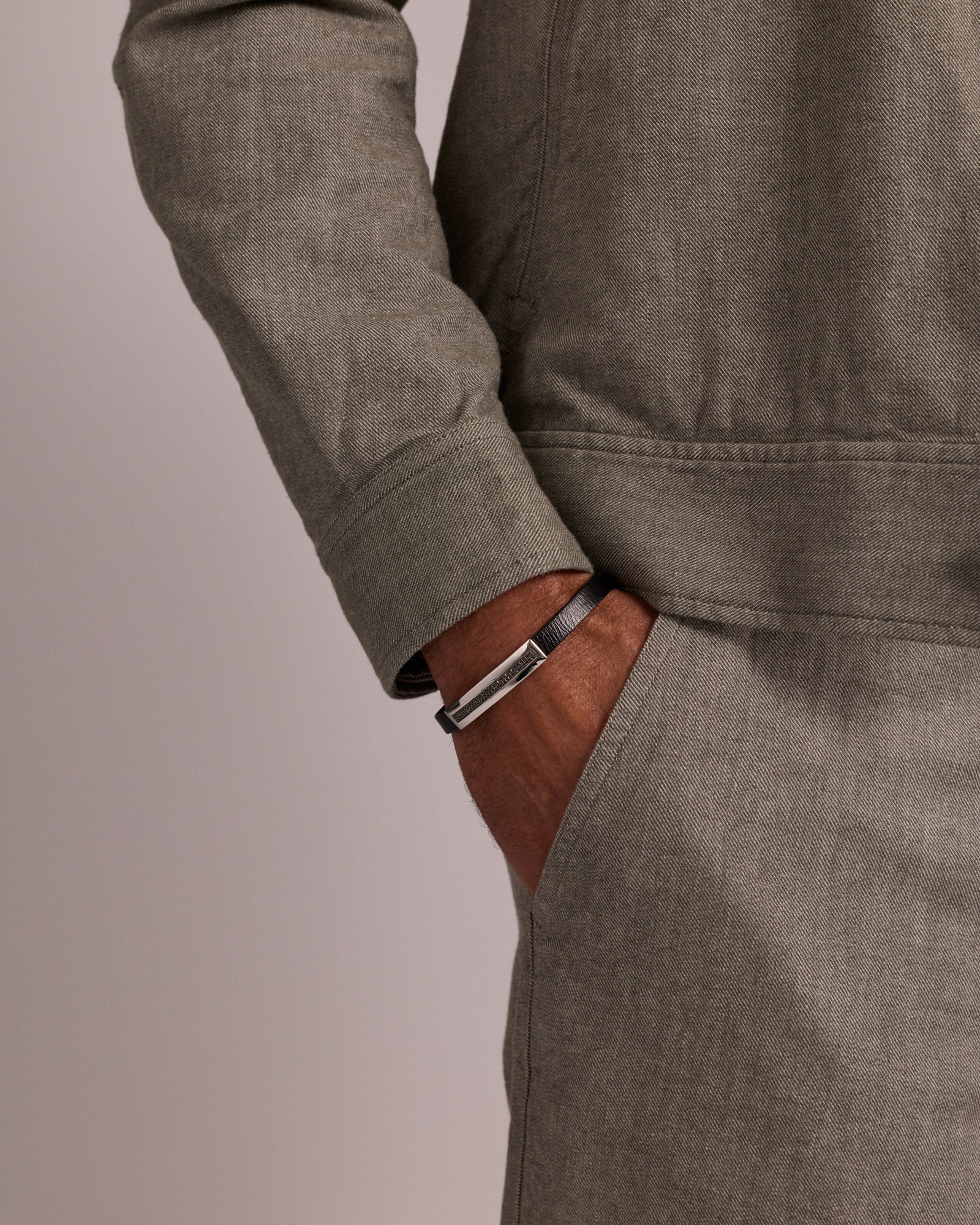 Bracelet Homme en Cuir & Argent 21cm avec 0,40 Carat TW de Diamants Noirs