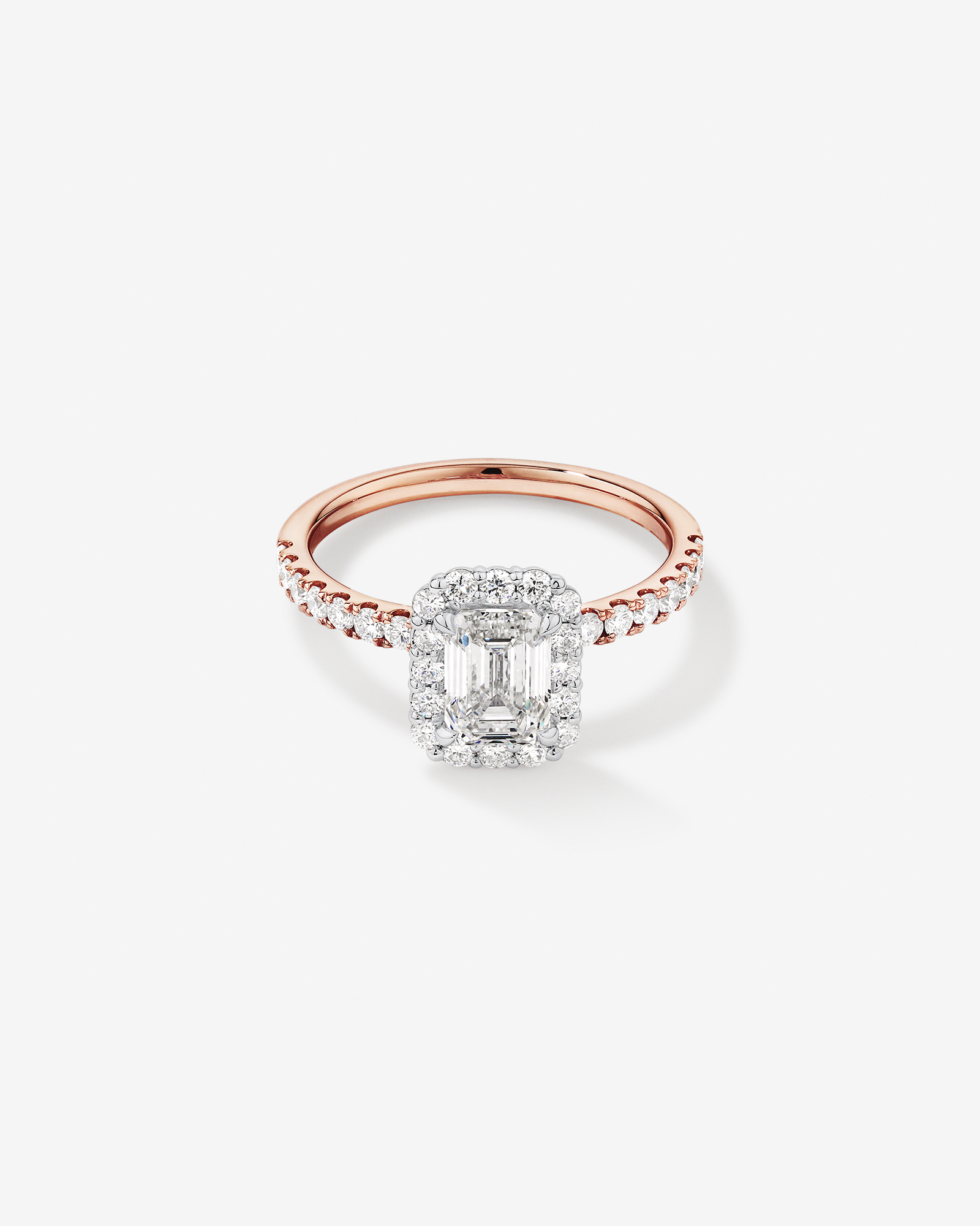 Bague de fiançailles en halo de diamants cultivés en laboratoire TW taille émeraude de 1,78 carat en or rose et blanc 14 carats