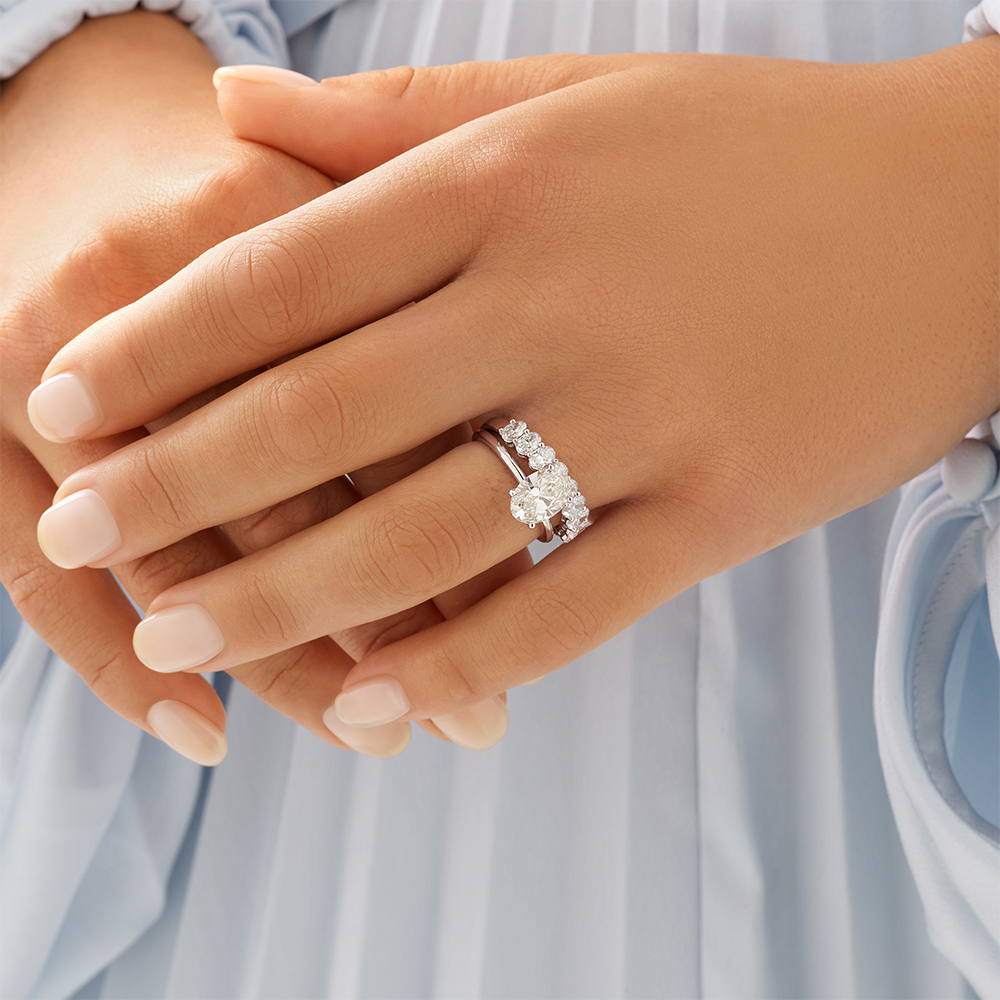 Bague avec 1,17 carat TW de diamants cultivés en laboratoire en or blanc 14kt