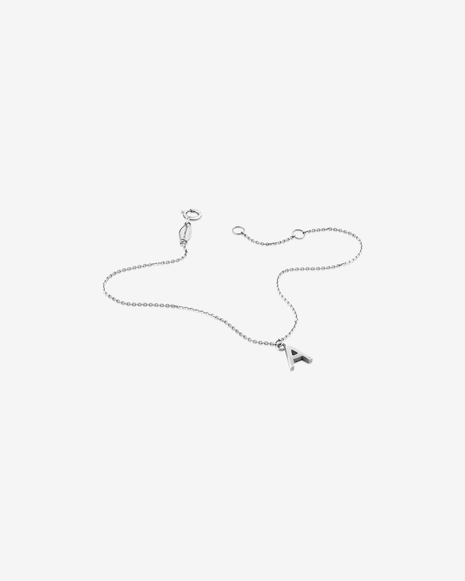 Bracelet à initiale « A » en argent