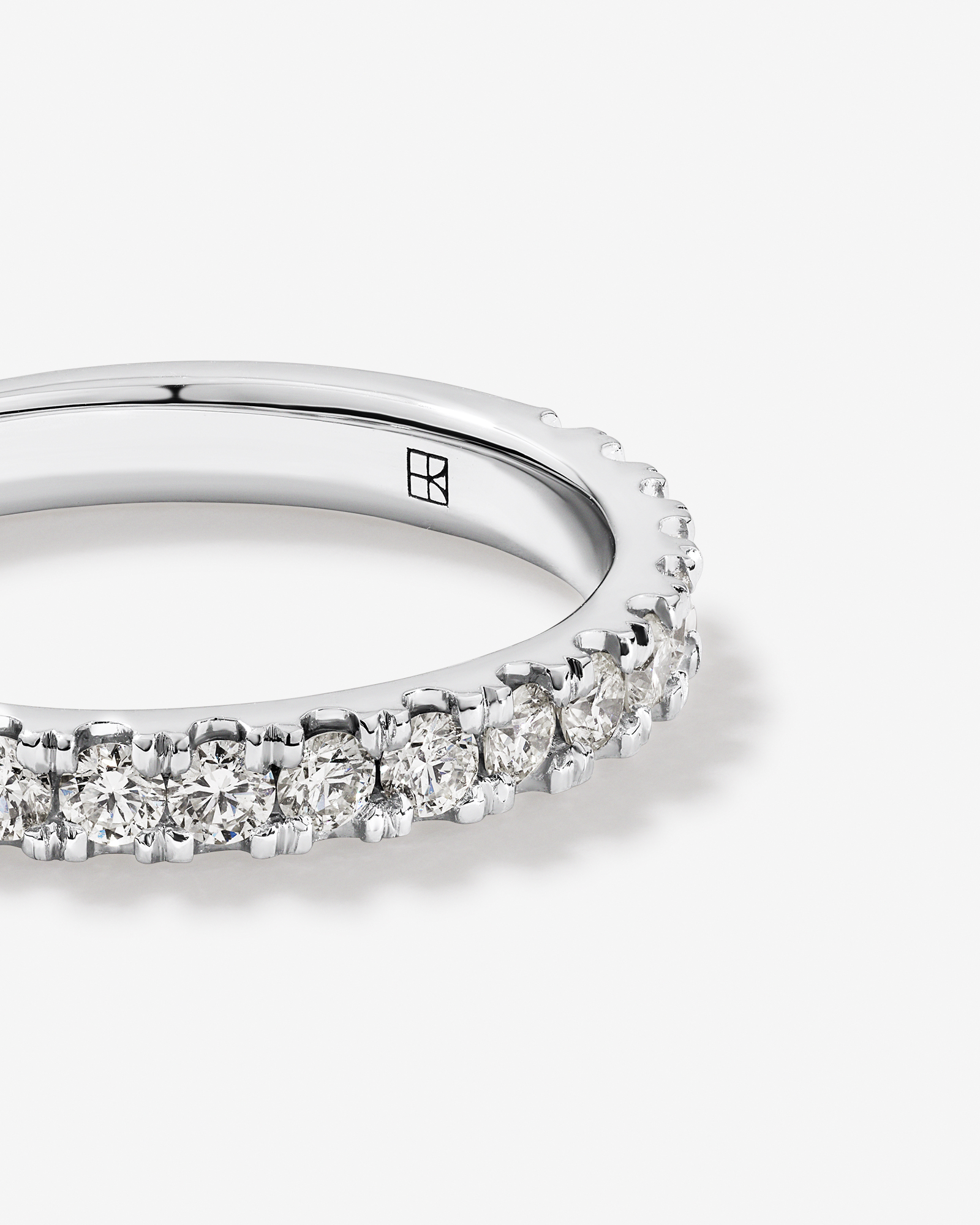 Alliance avec Diamants Ronds Brillants Sertis Griffes de 0,34 Carat TW en Or Blanc 18 kt