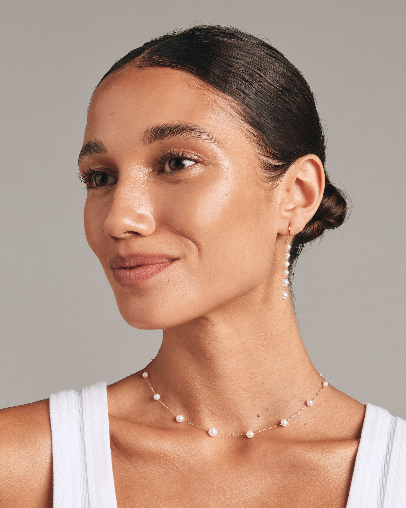 Collier en or jaune 10 K avec perles d'eau douce de culture