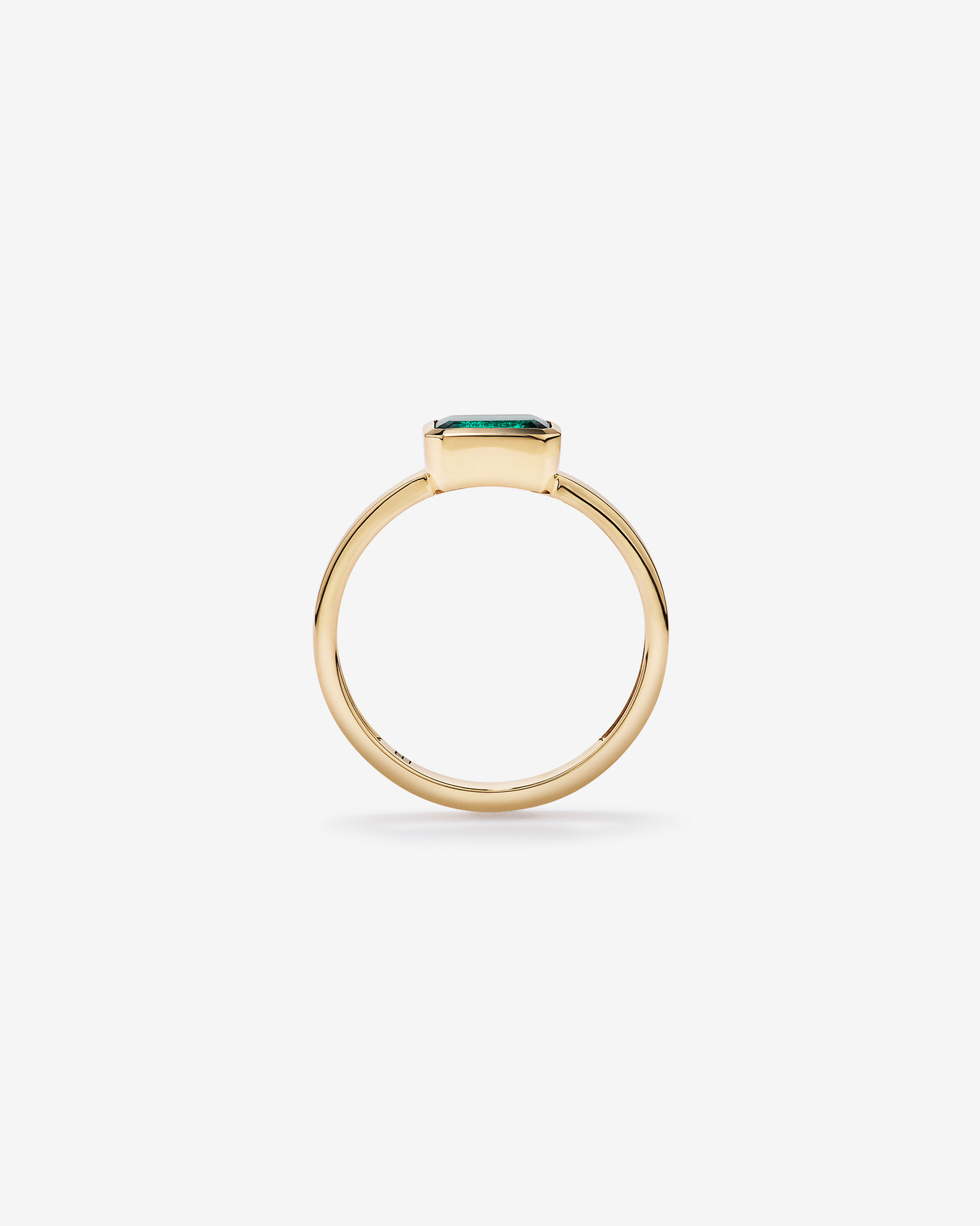 Created Emerald Bezel Ring 10kt Yellow Gold