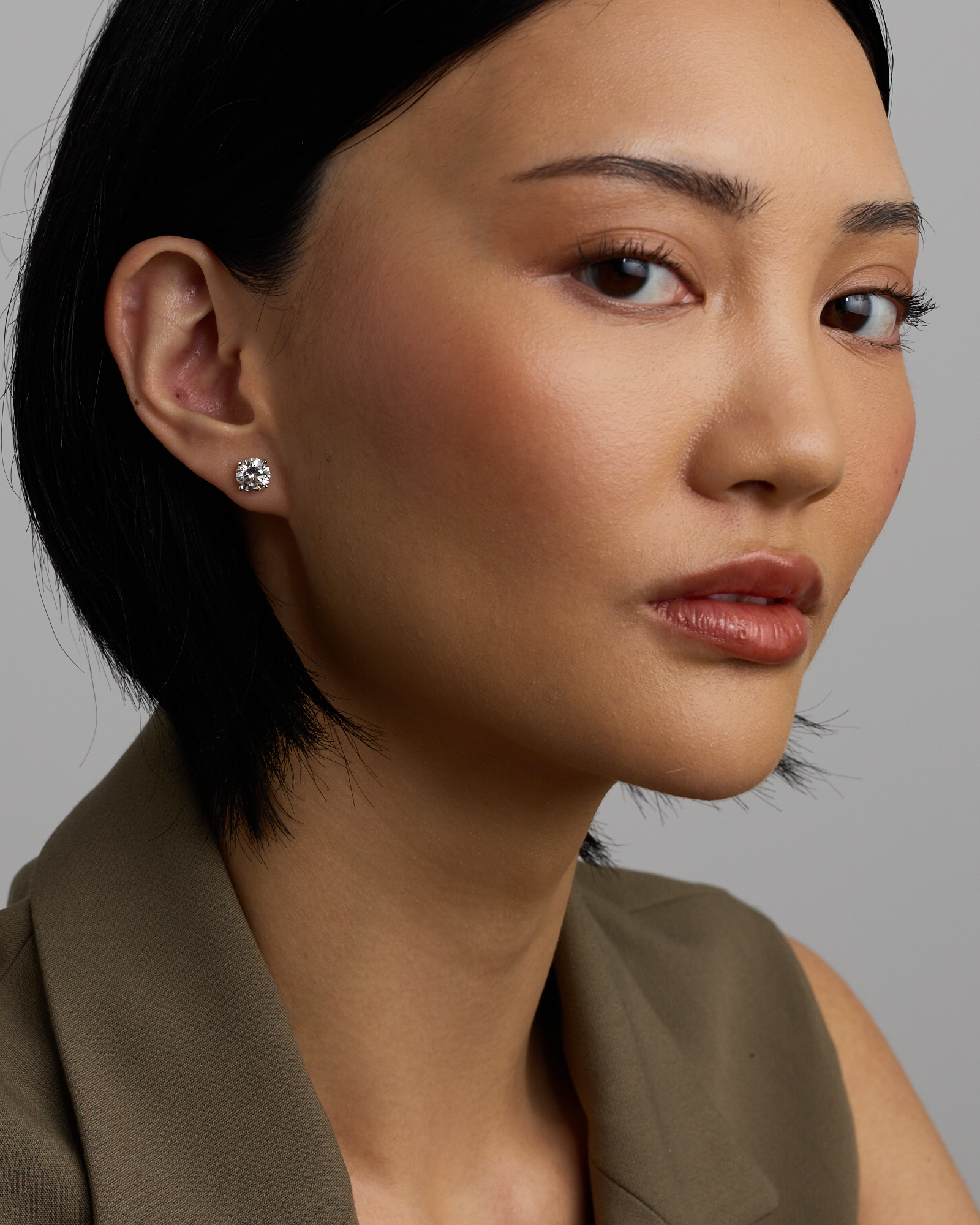 3,00 carats TW Boucles d’oreilles solitaires en diamants cultivés en laboratoire en or blanc 14 carats