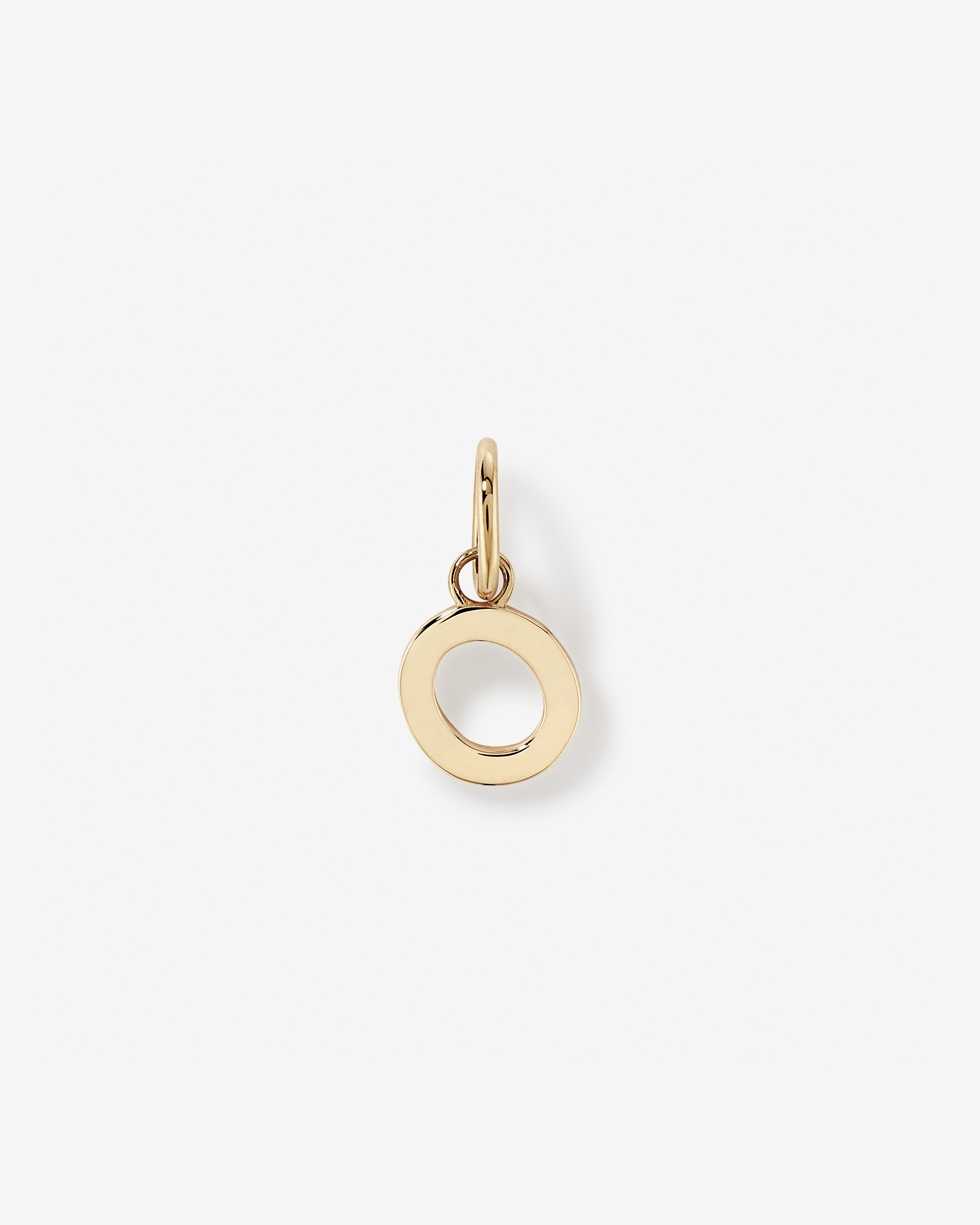 Letter O Initial Pendant in 10kt Yellow Gold