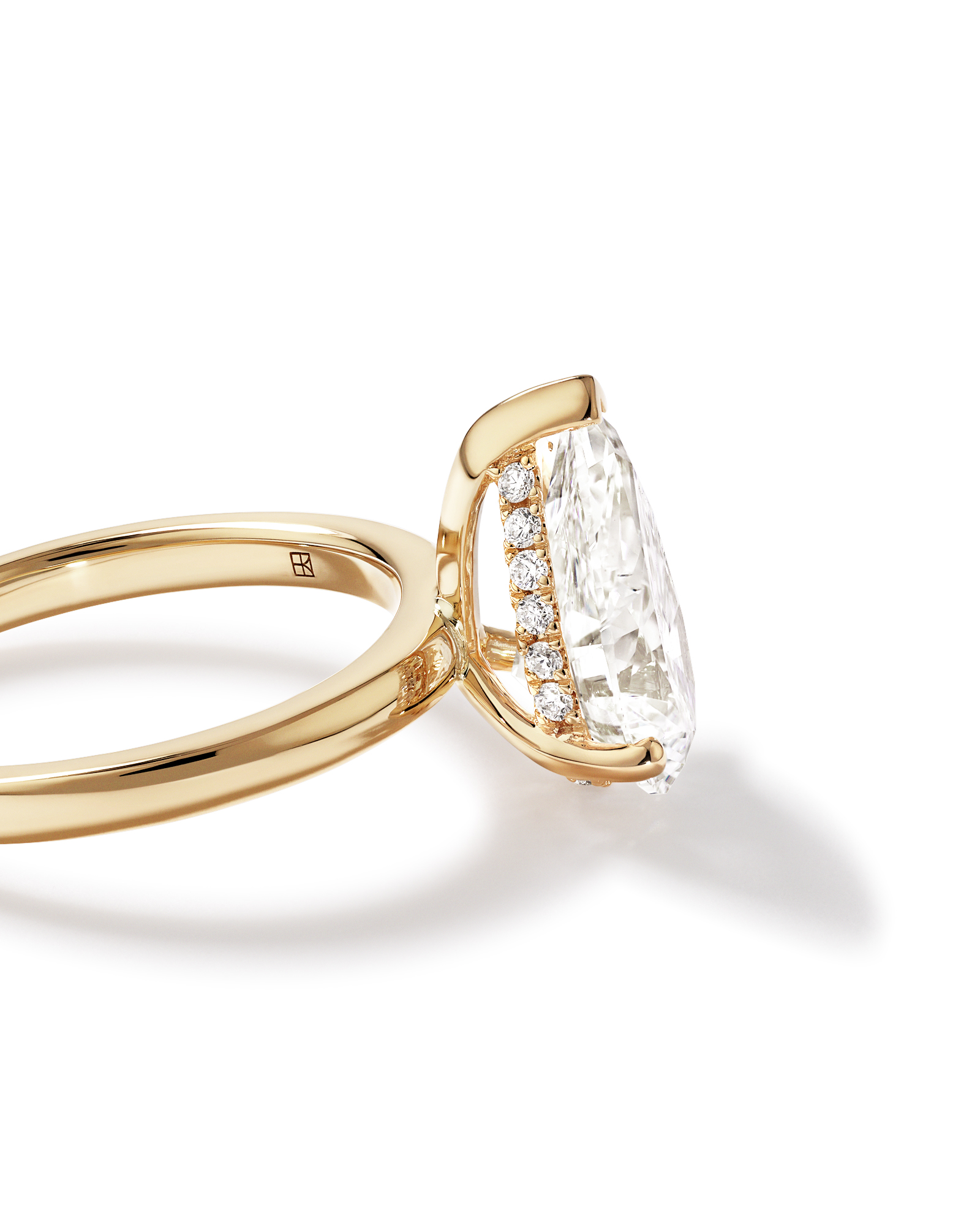 Bague solitaire en or jaune 18 carats avec diamant taille poire de 3,10 carats, cultivé en laboratoire