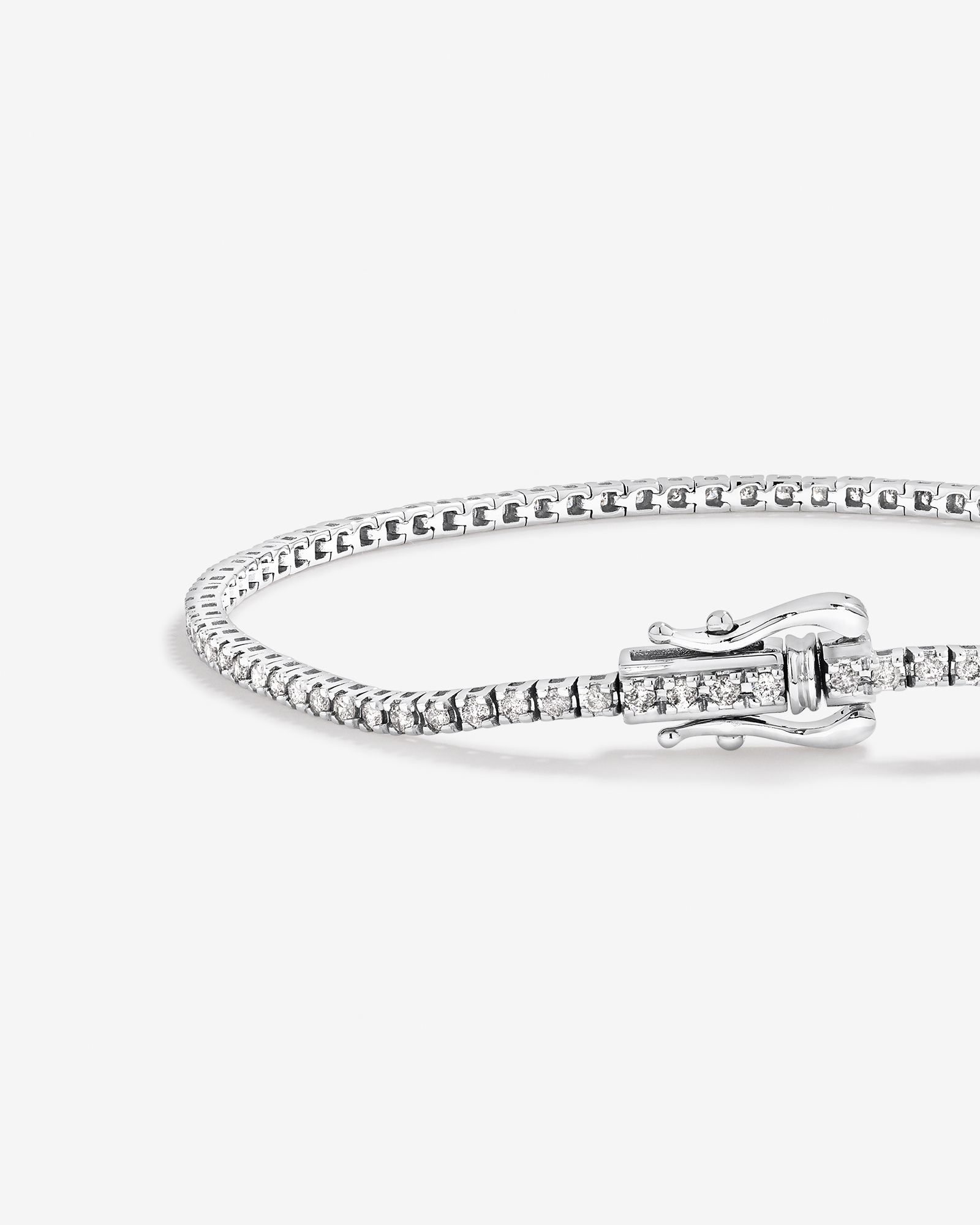 1,10 carat TW bracelet tennis avec diamants en or blanc 10 kt