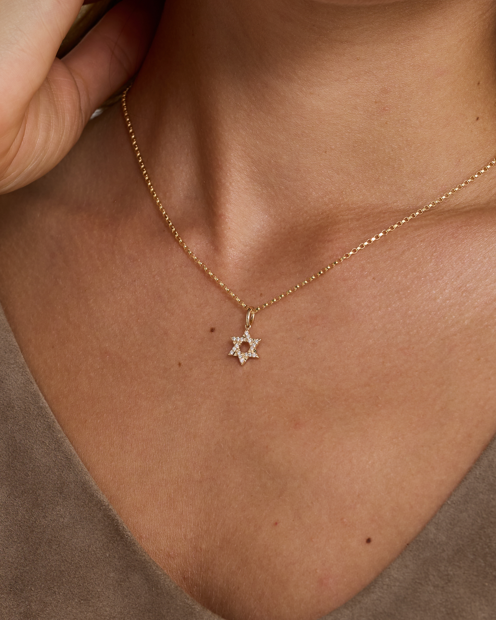 Diamond Star Of David Pendant in 10kt Yellow Gold