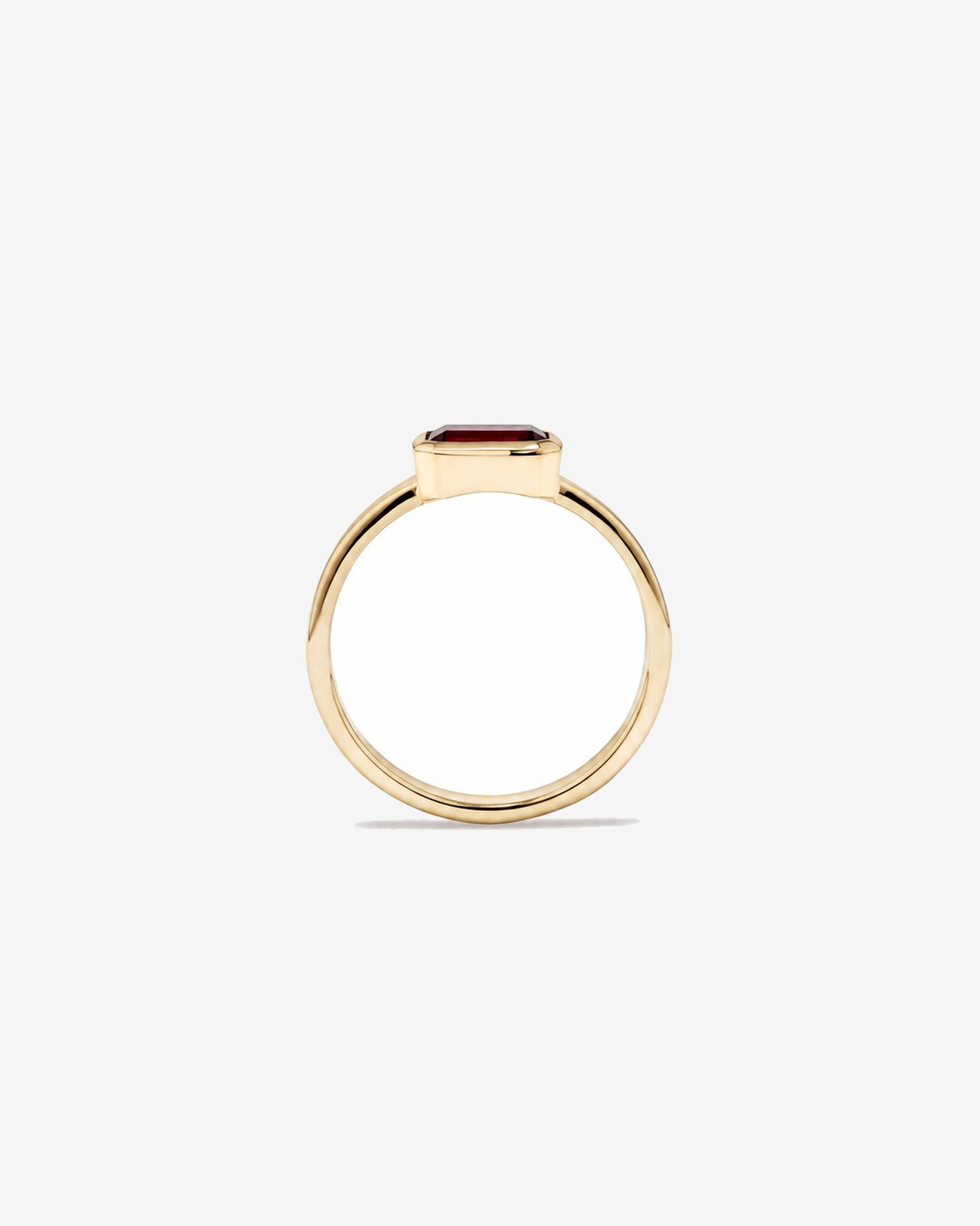 Bague Grenat sertie clos en or jaune 10 ct