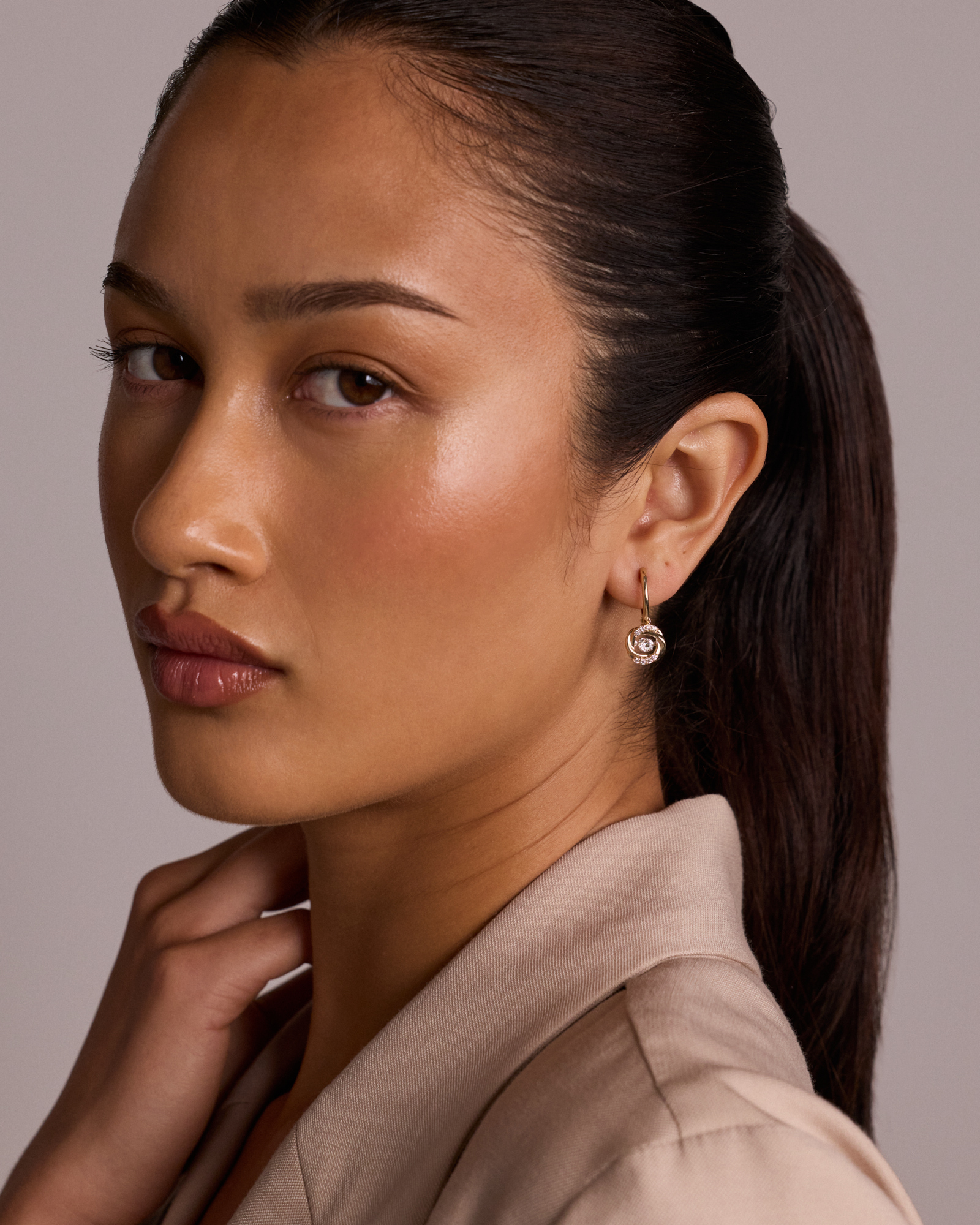 Lume Lab Swirl Huggie Earrings with 0.60 Carat TW of Laboratory-Grown Diamonds in 10kt Yellow Gold