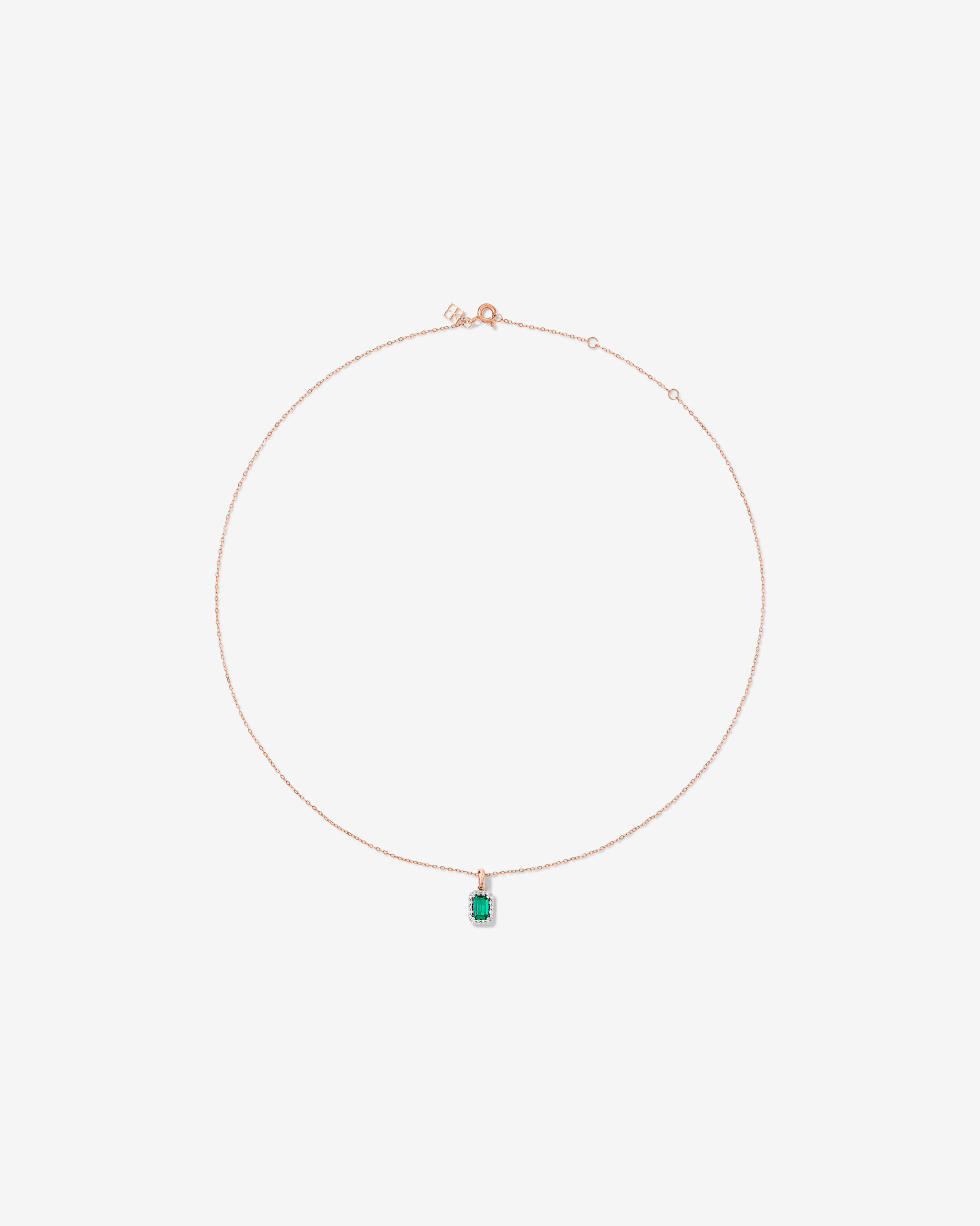 Création de la bague halo en diamant TW de 0,10 carat cultivée en laboratoire en or rose 10 kt et Rhodium