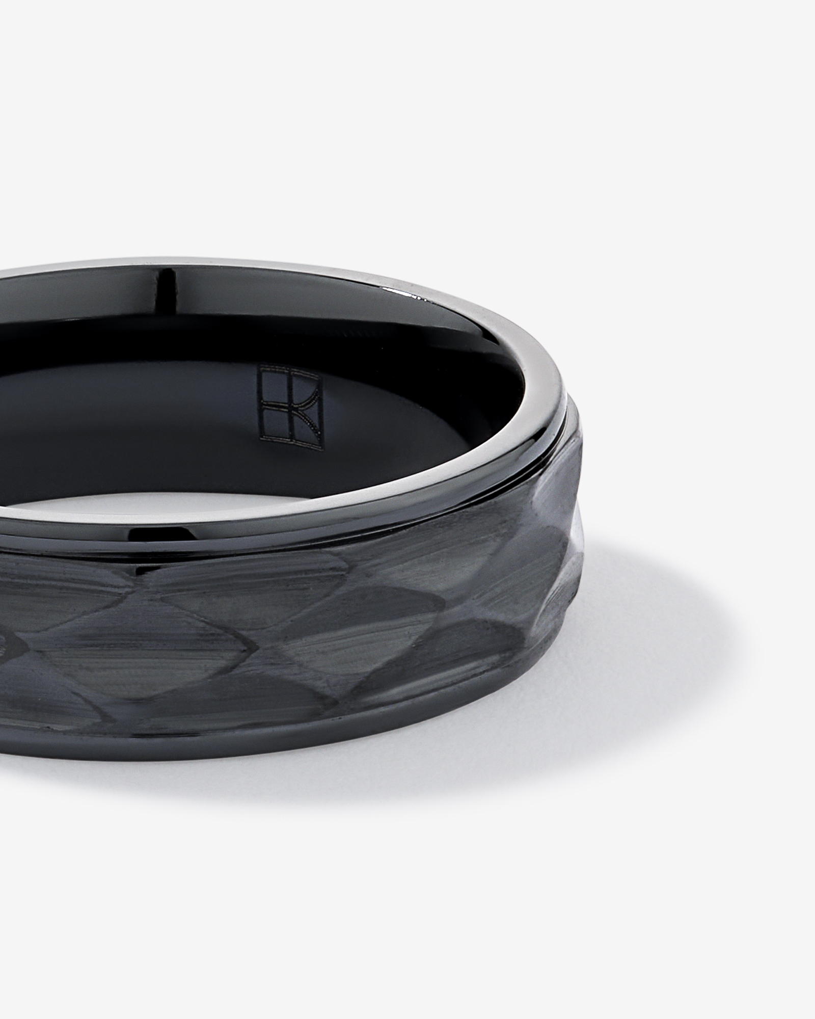7mm Patterned Wedding Band in Black Titanium