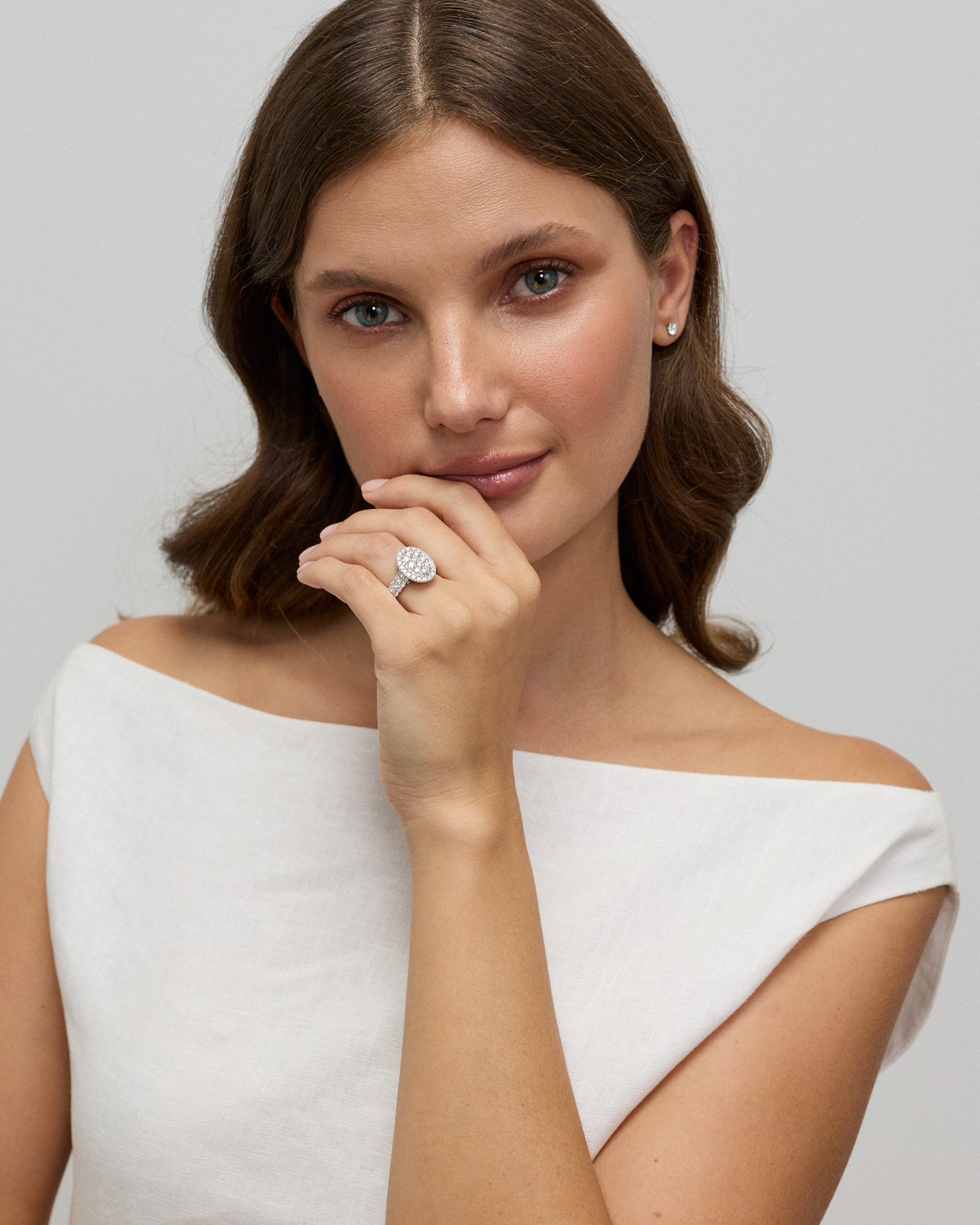 2.00TW Round Brilliant Laboratory-Grown Diamond Cluster Ring 10kt White Gold