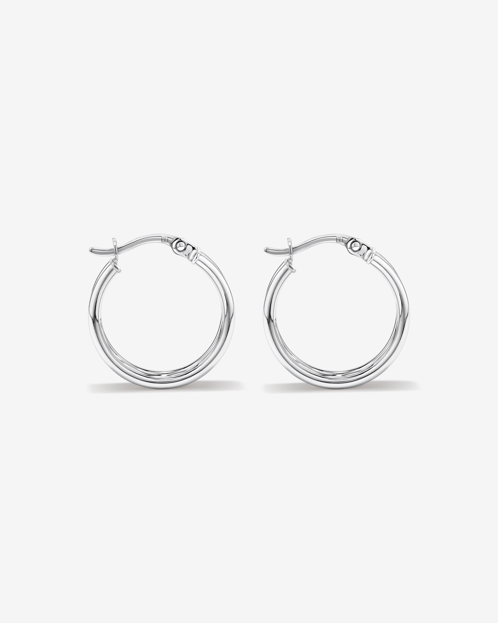 Boucles D'Oreilles Créoles À Quatre Rangs Avec Texture Diamantée Et Surface Lisse En Argent Sterling