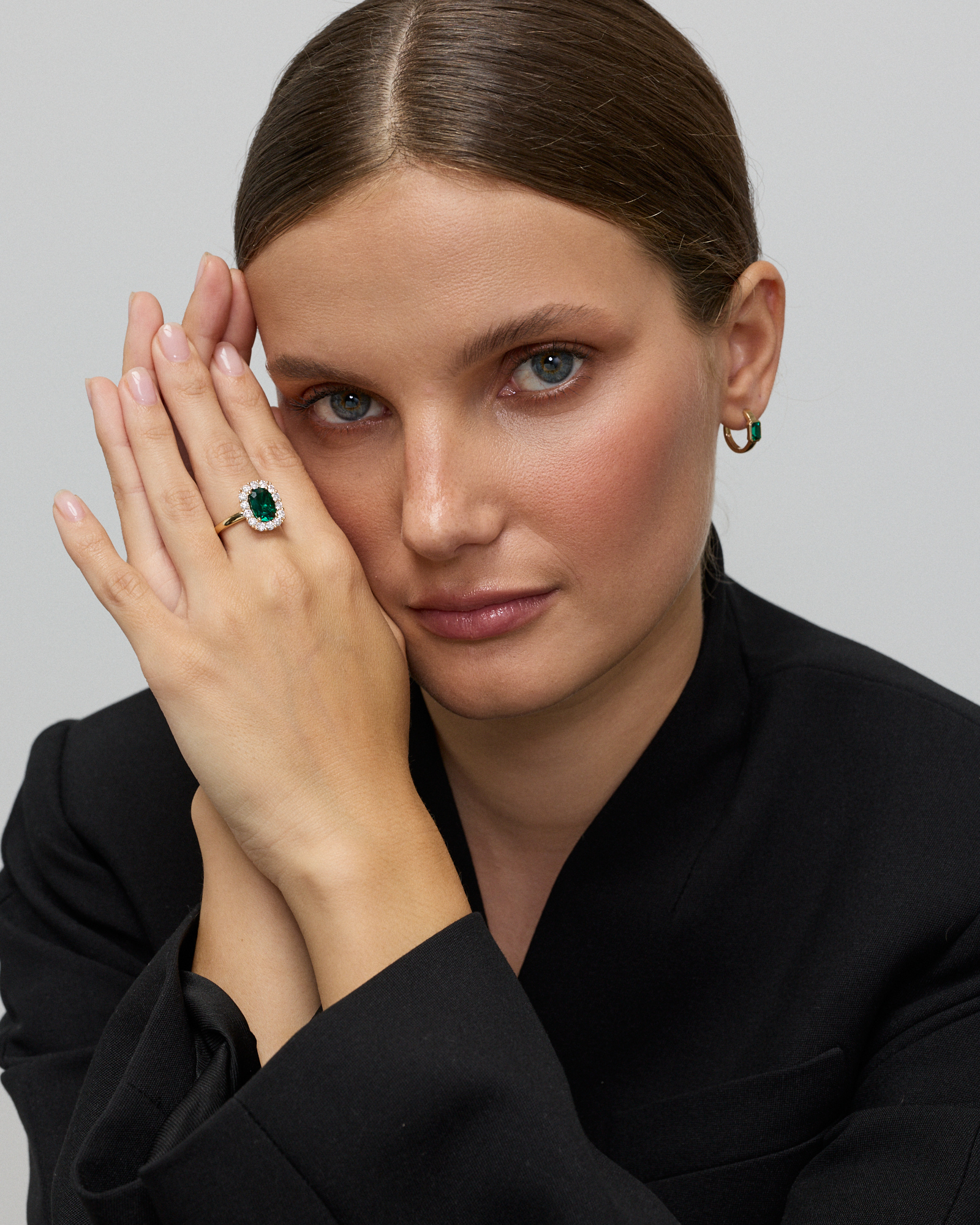 Created Emerald & 0.96 Carat TW Laboratory-Grown Diamond Halo Ring 10kt Gold