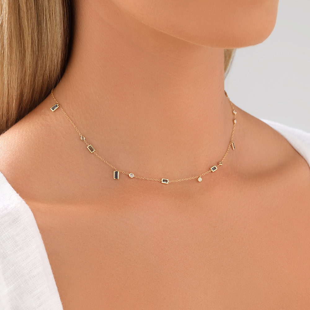 Collier à topaze en or jaune 10 K avec diamants totalisant 0,14 ct