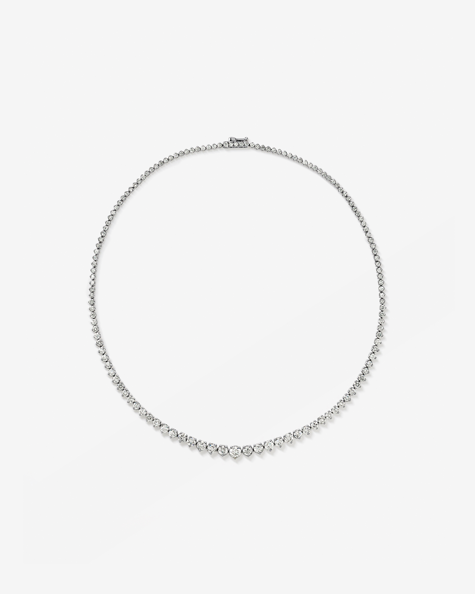 Collier de tennis TW Graduation Diamond Riviera de 10,00 carats en or blanc 18 carats