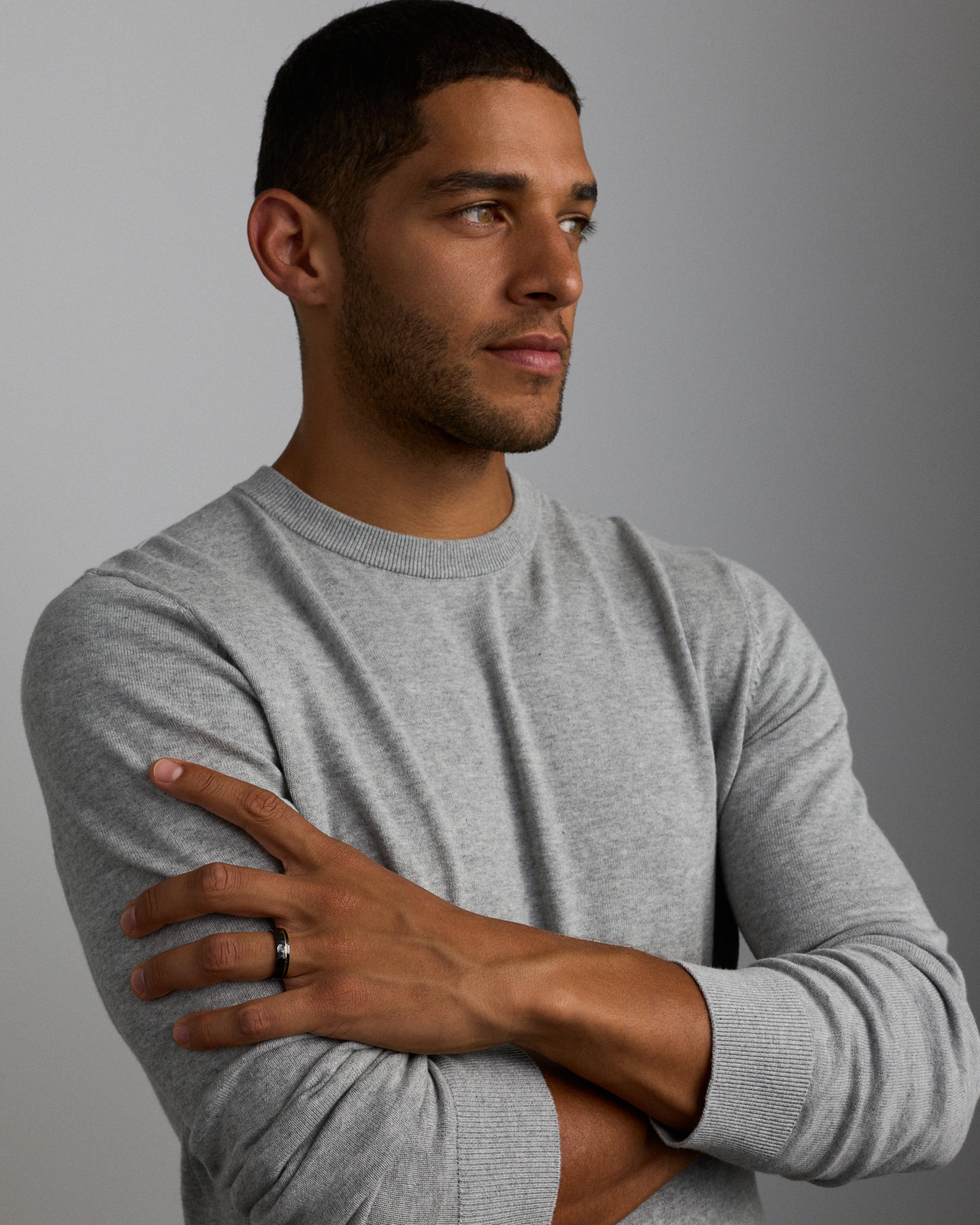 6mm Patterned Wedding Band in Black Titanium and 10KT Yellow Gold