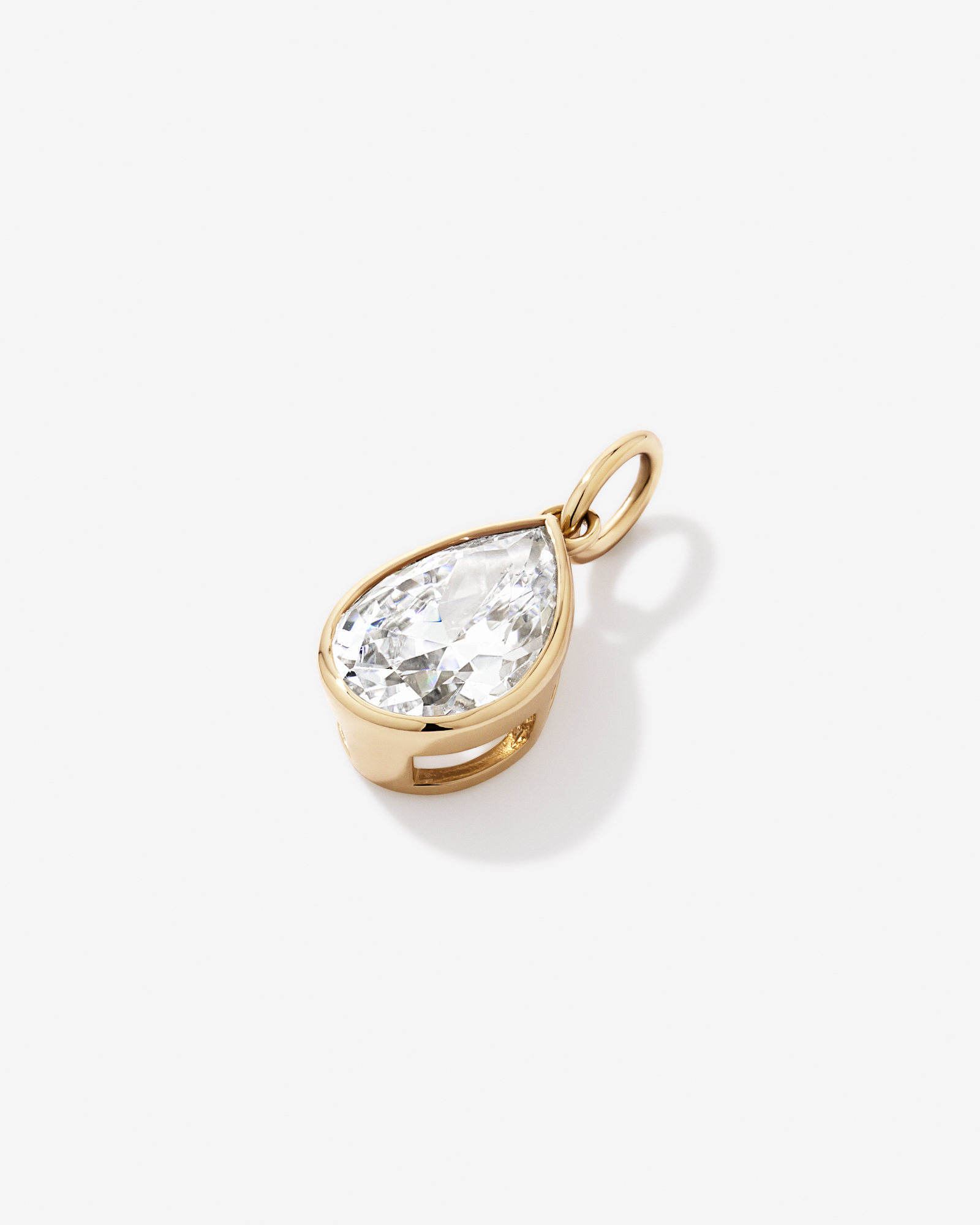 Pear-Cut Cubic Zirconia Pendant in 18kt Yellow Gold Vermeil