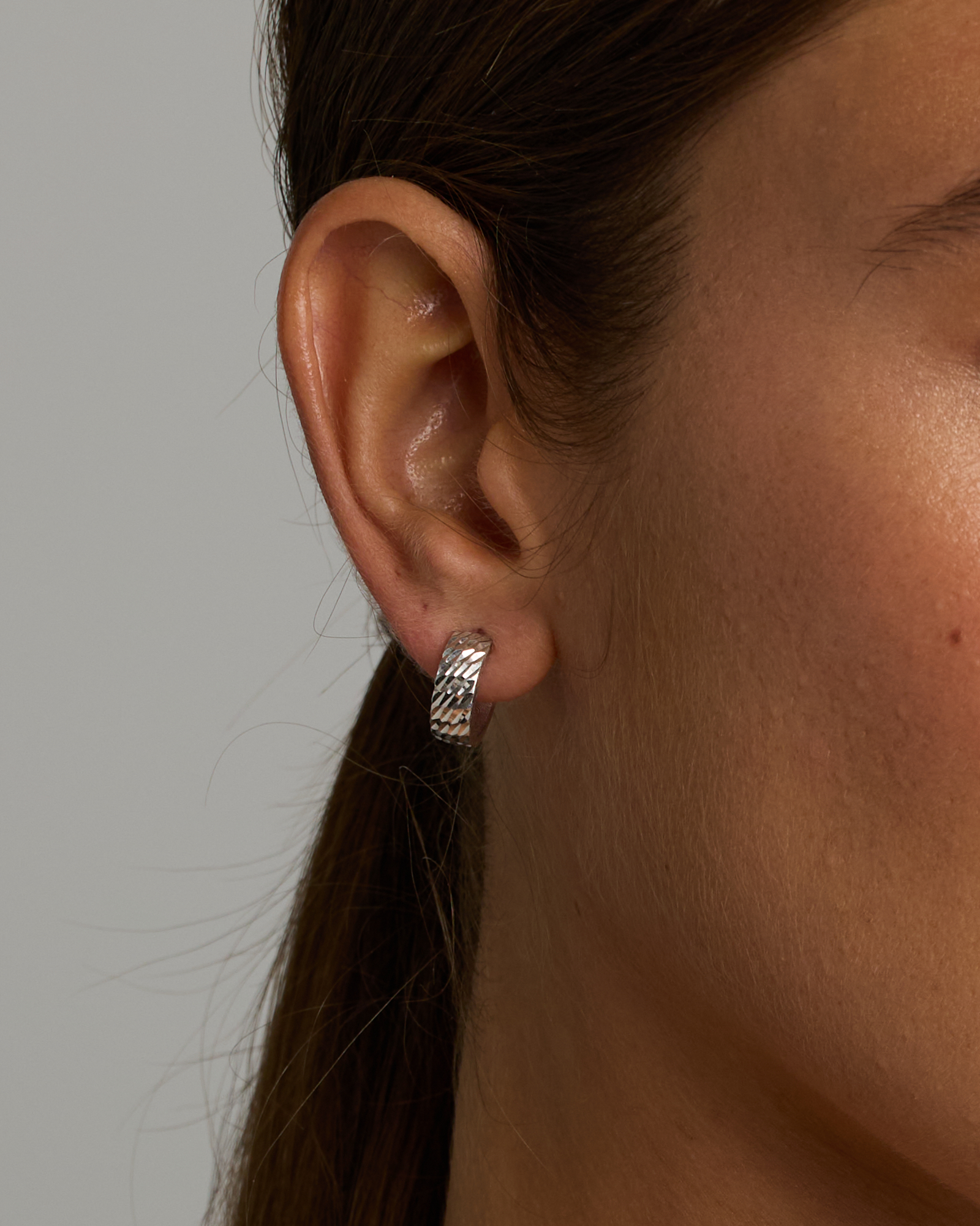 11mm Huggie Earrings in 10kt White Gold