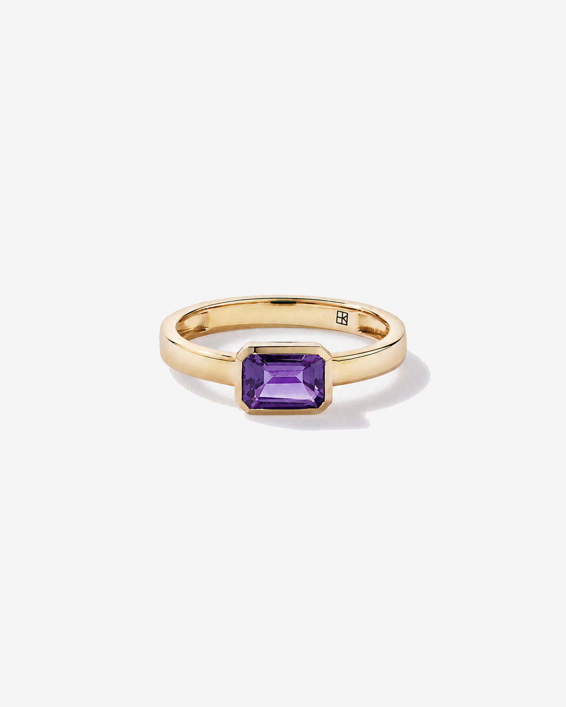 Amethyst Bezel Ring 10kt Yellow Gold
