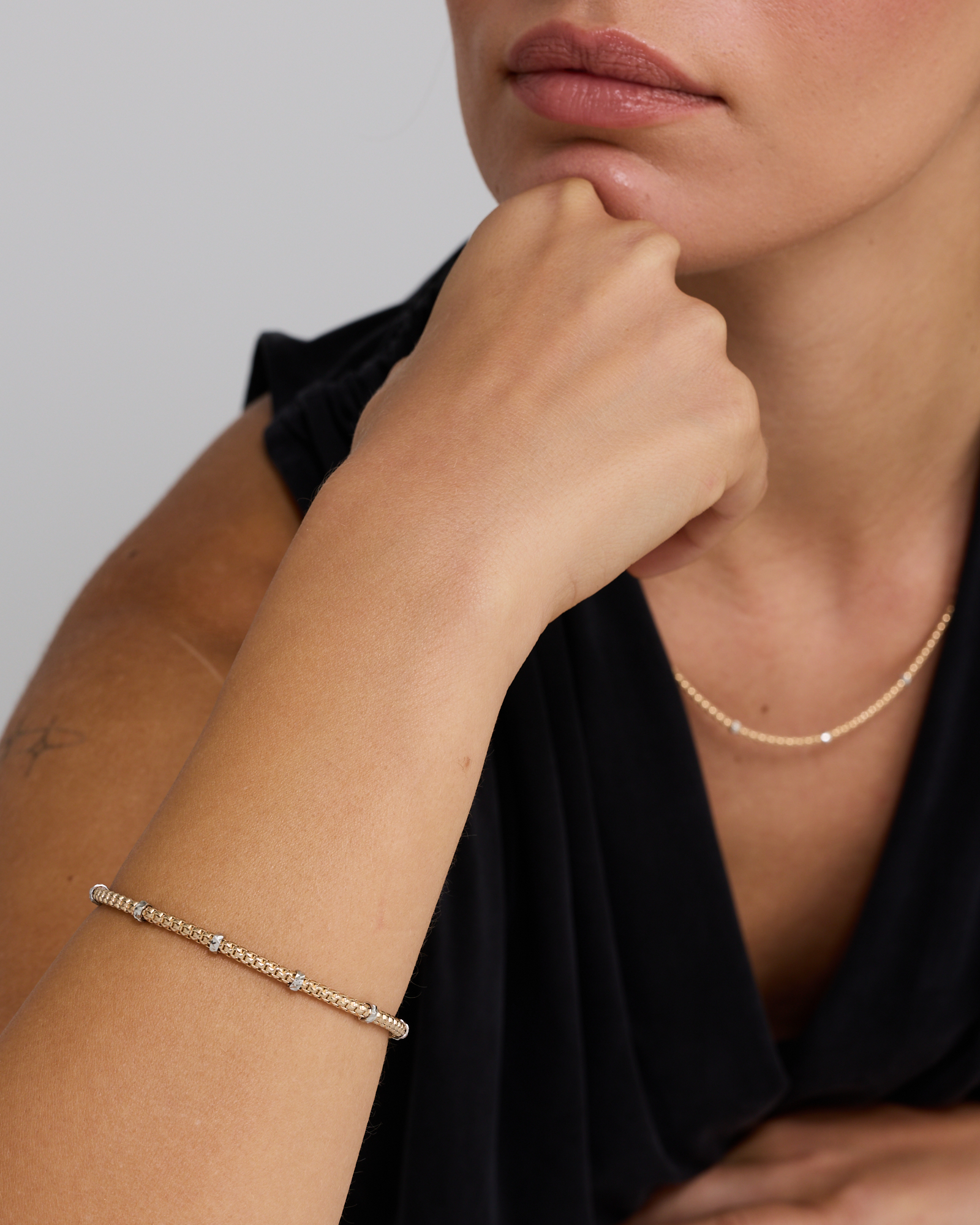 Two-tone Popcorn Mesh Stretch Bracelet in 10kt Gold
