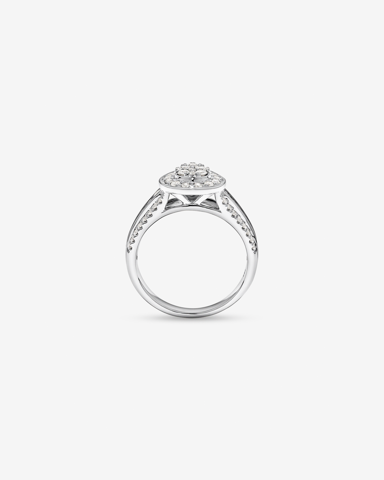 0.85 Carat TW Pear-Shaped Diamond Cluster Ring 10kt Gold