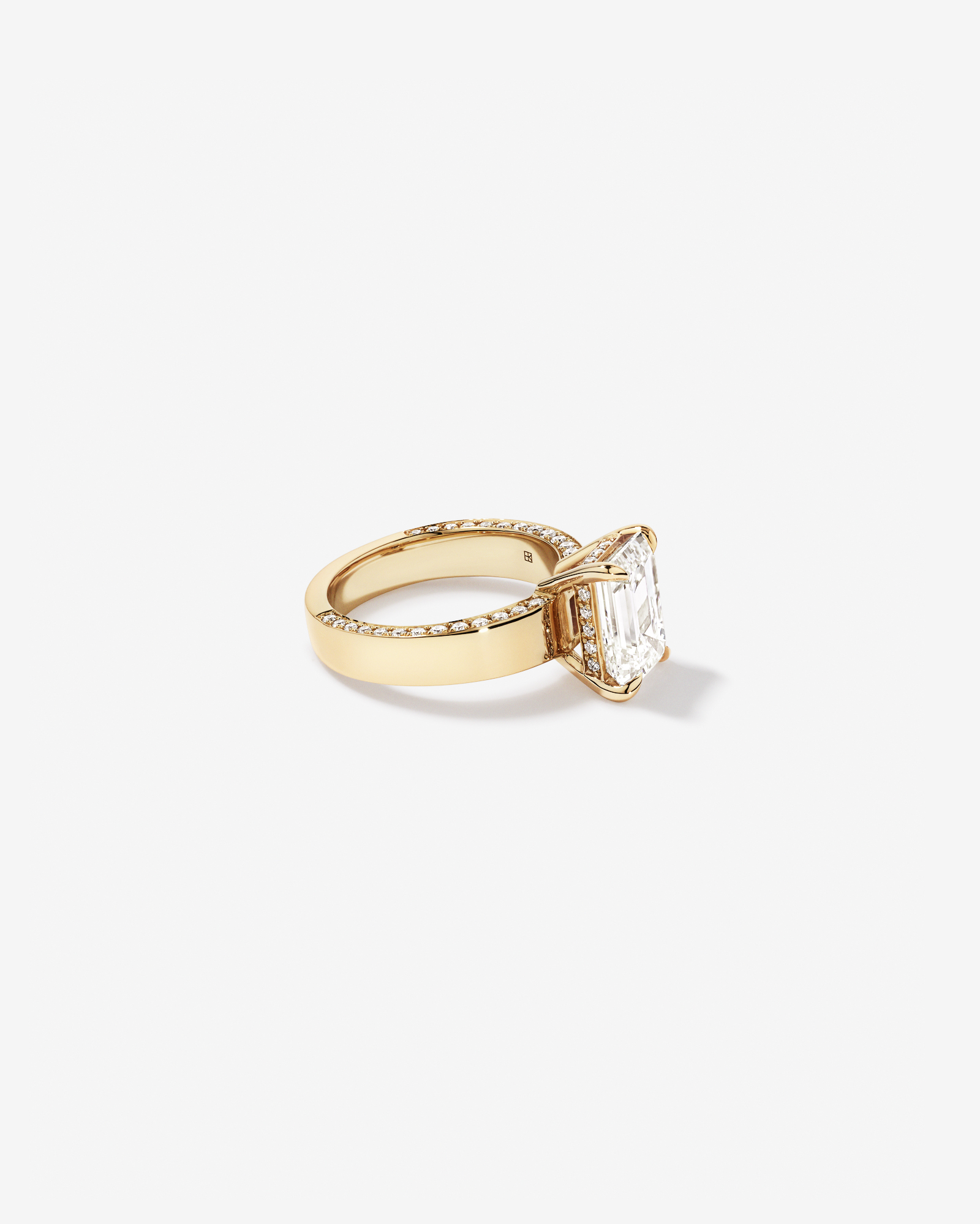 Bague de fiançailles en diamant émeraude taillée laboratoire 4,56 carats TW or jaune 18