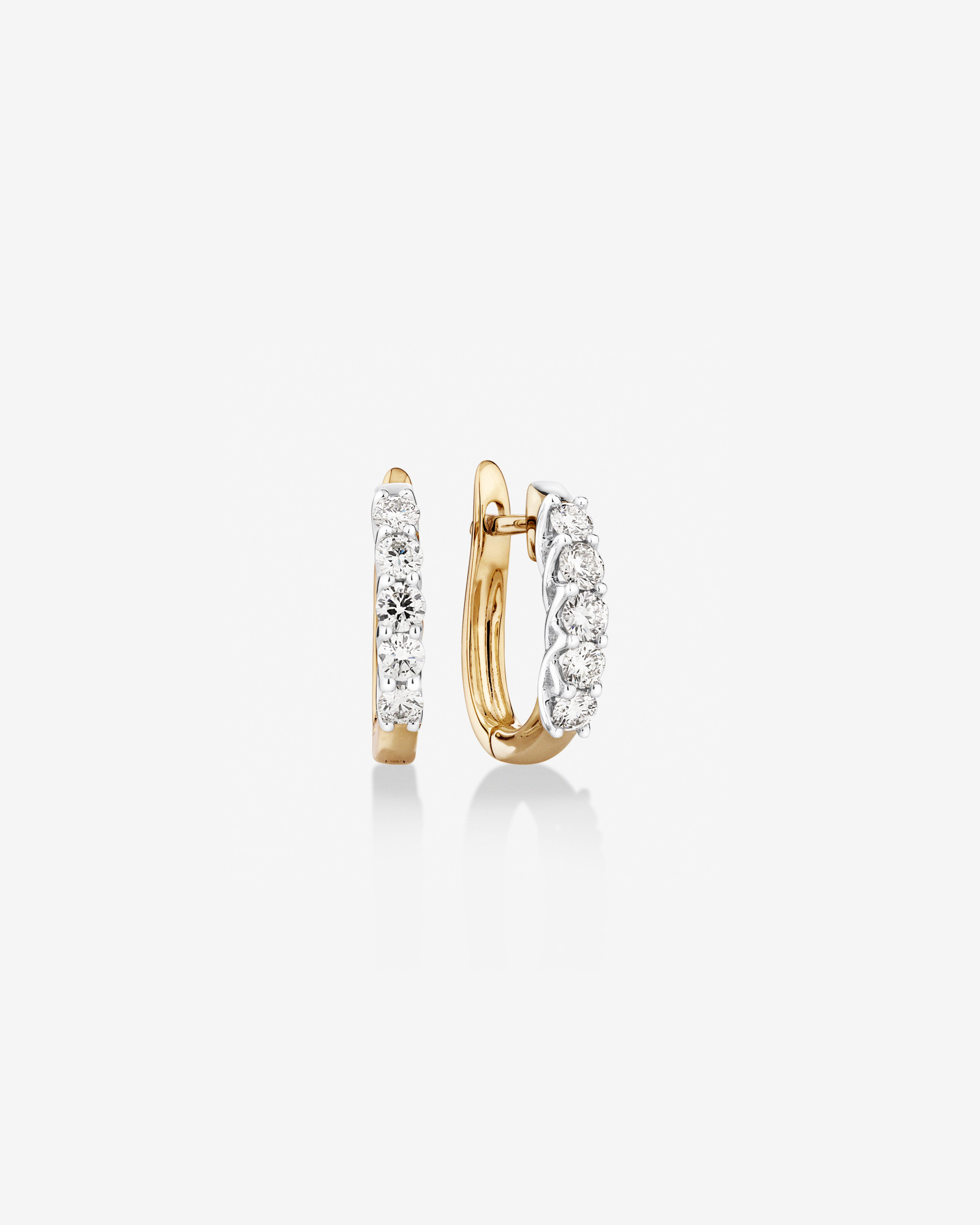Anneaux courts en or blanc et jaune 14 K à diamants totalisant 0,5 ct