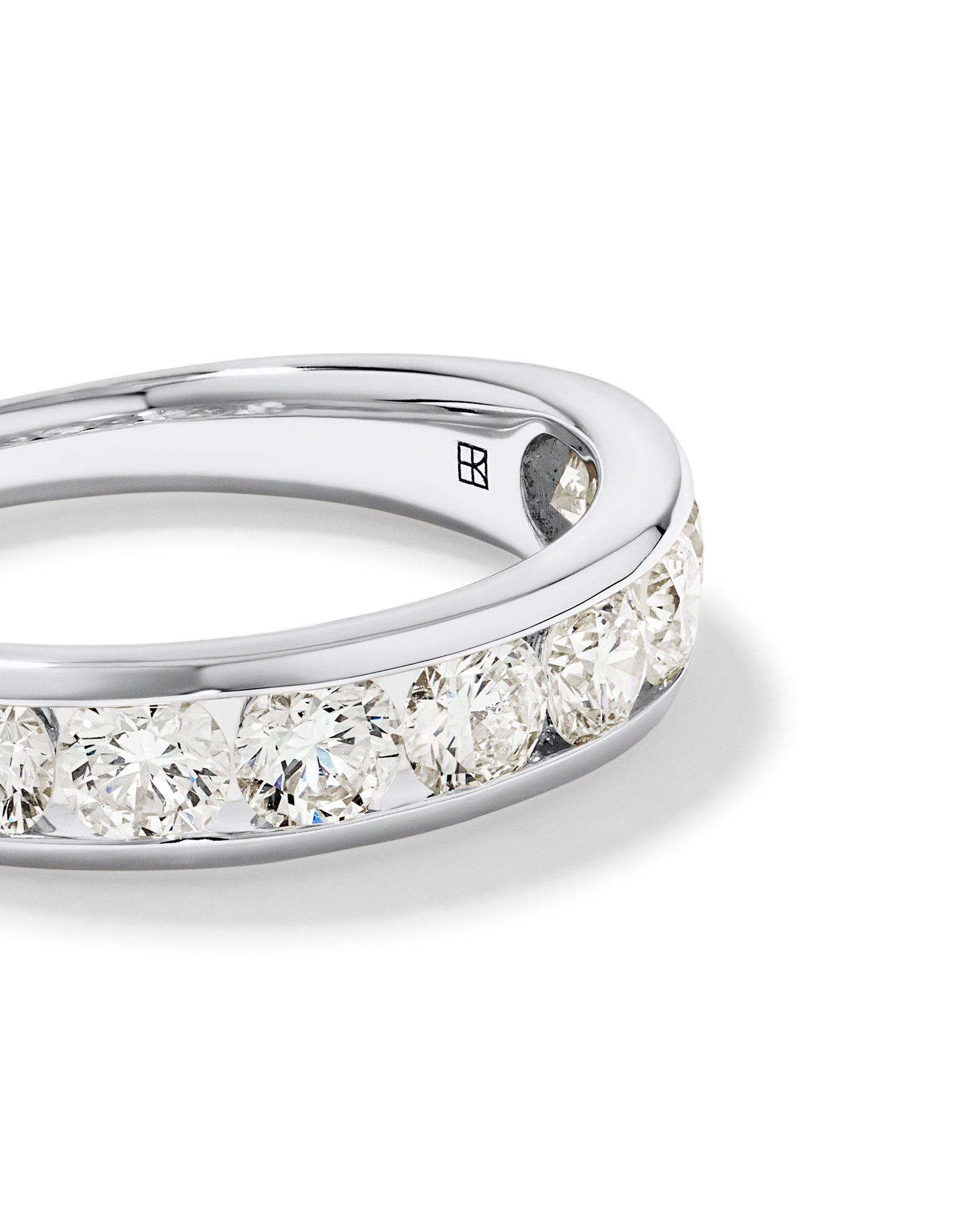 1.50 Carat TW Round Brilliant Laboratory-Grown Diamond Channel Set Wedding Ring 10kt Gold
