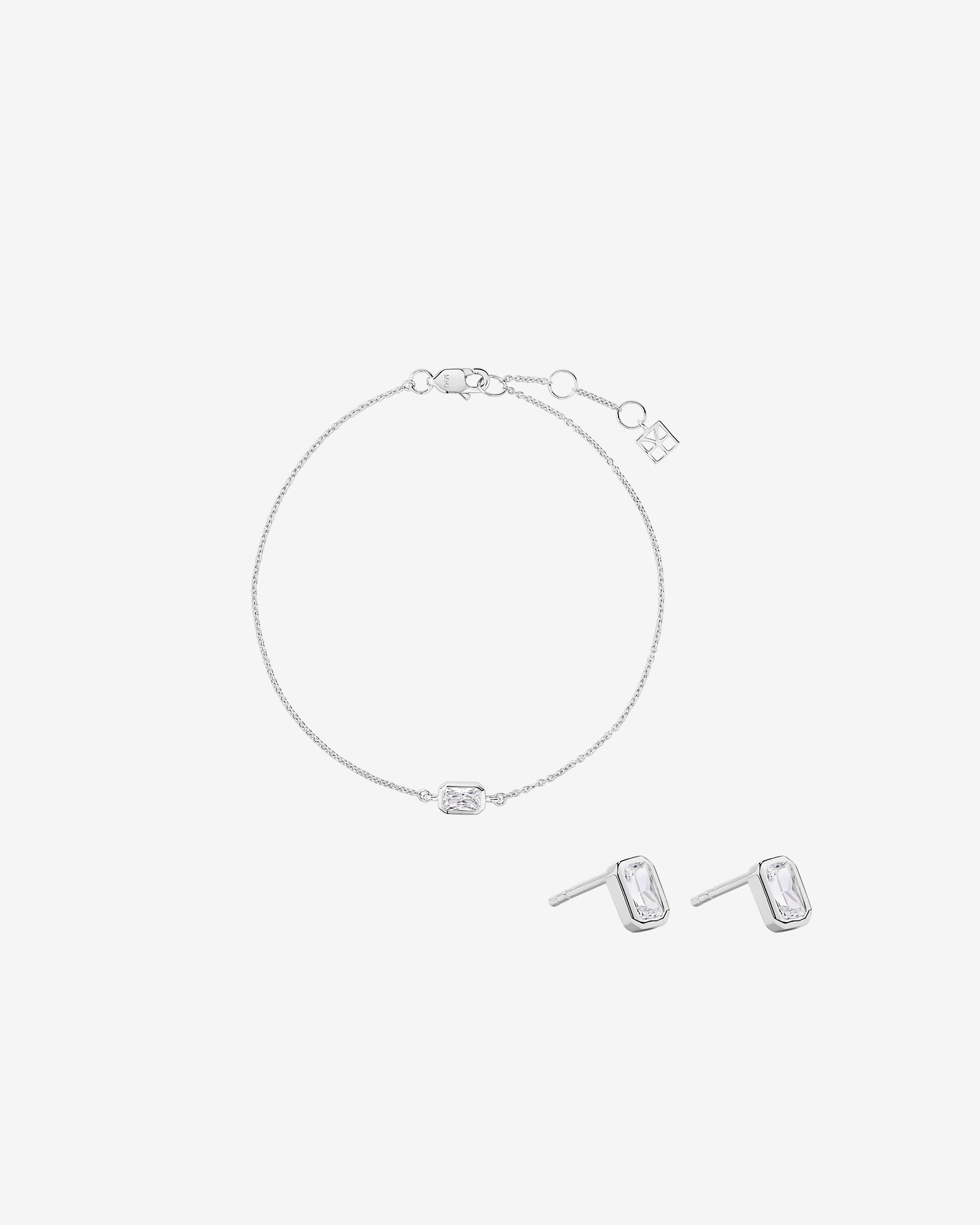 19cm Radiant-Cut Cubic Zirconia Bracelet and Stud Earring Gift Set in Sterling Silver