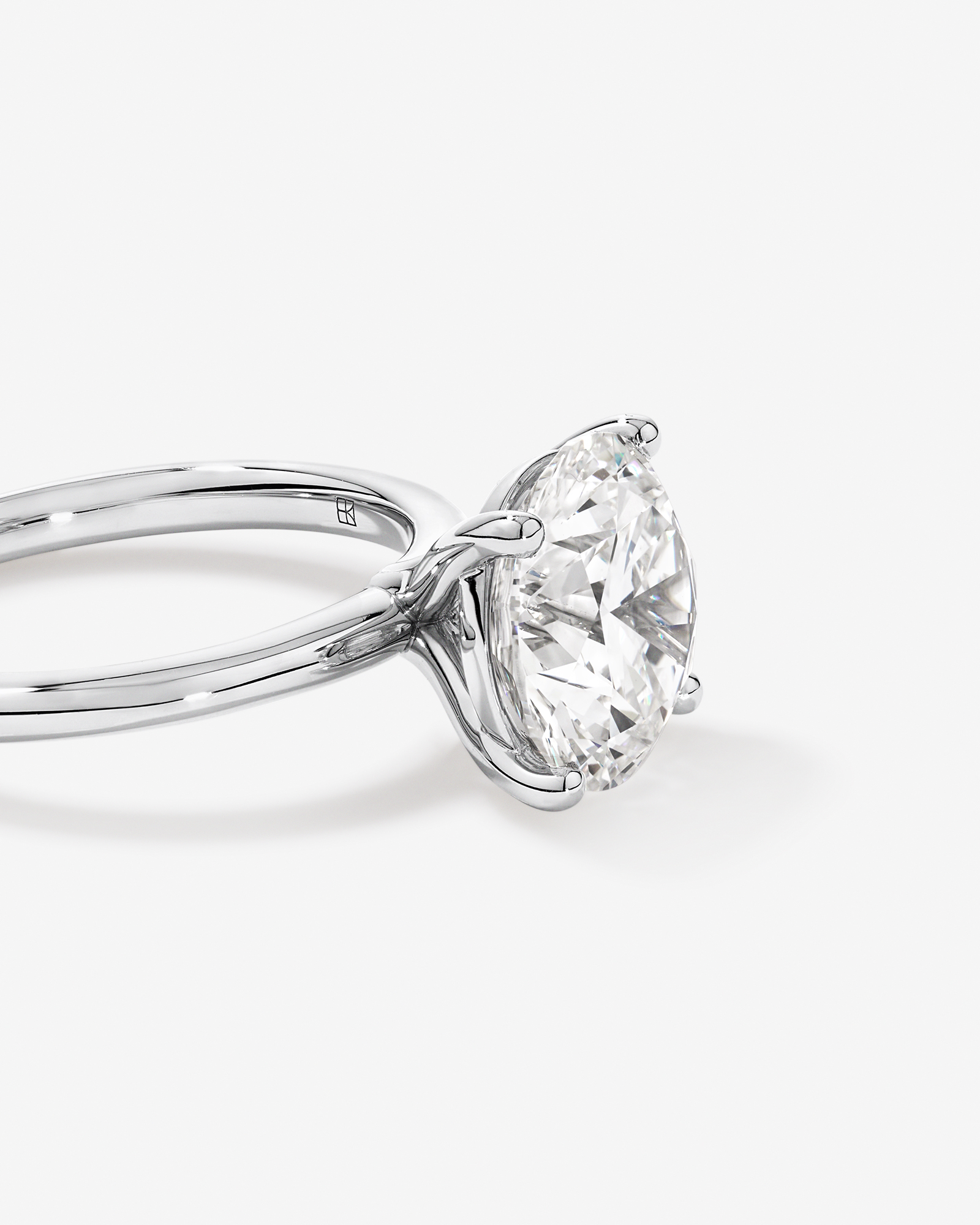 4.00 Carat TW Round Brilliant Laboratory-Grown Diamond Solitaire Engagement Ring Platinum