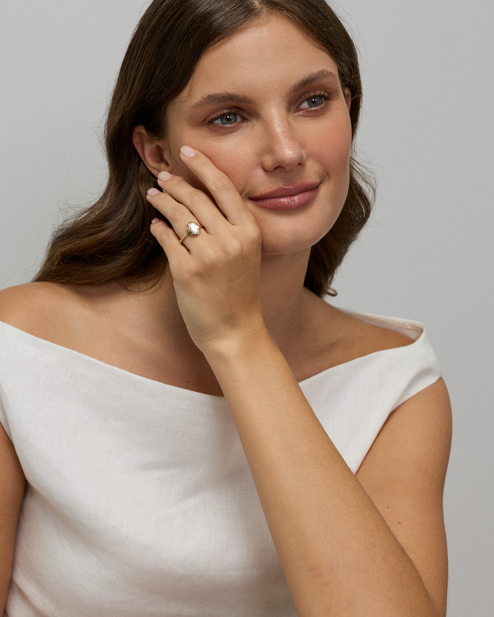 1.50TW Oval Laboratory-Grown Diamond Solitaire Ring 14kt Yellow Gold