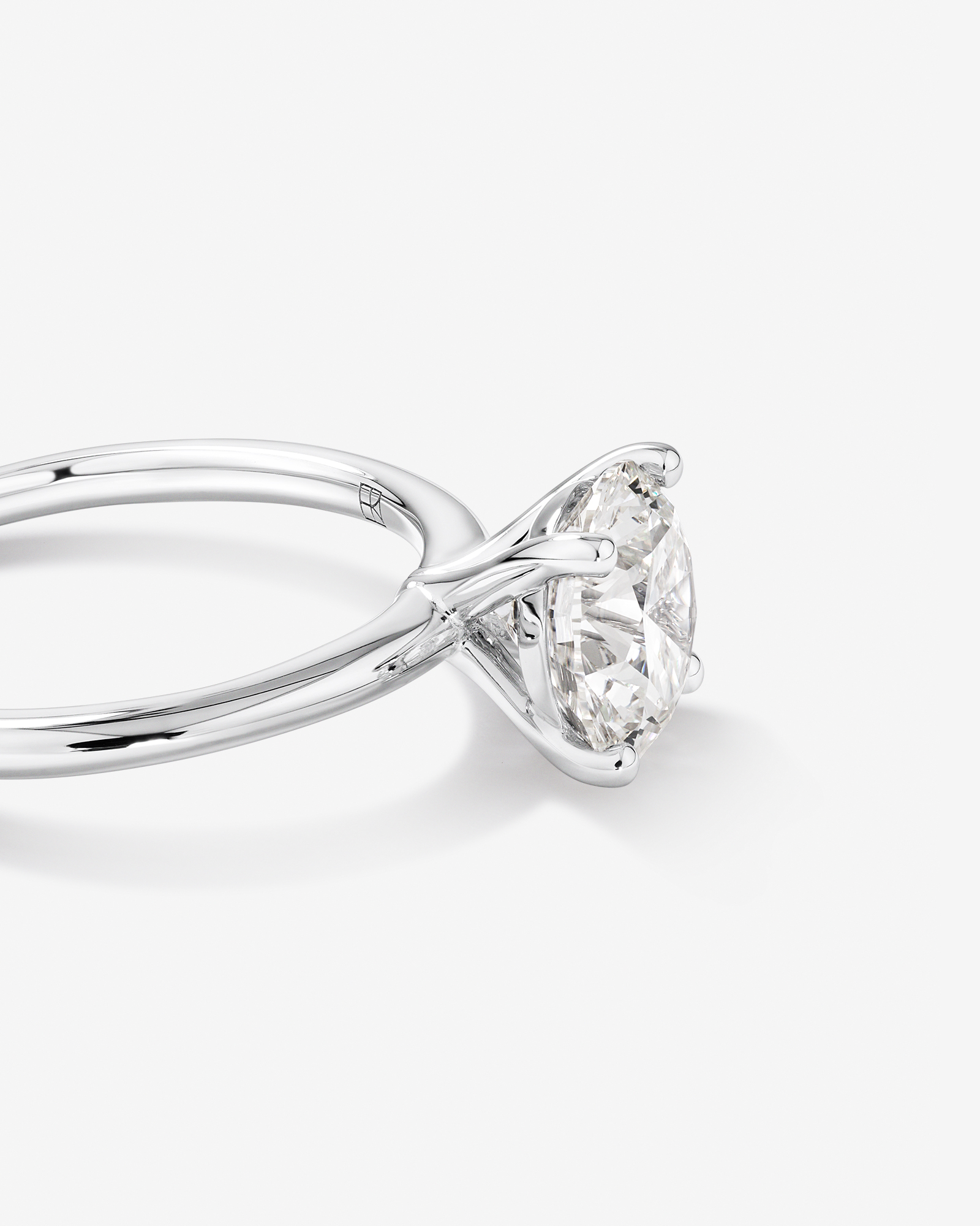 Bague De Fiançailles Solitaire En Diamant Laboratoire Rond Brillant 2 Carats Poids Total Or Blanc 14