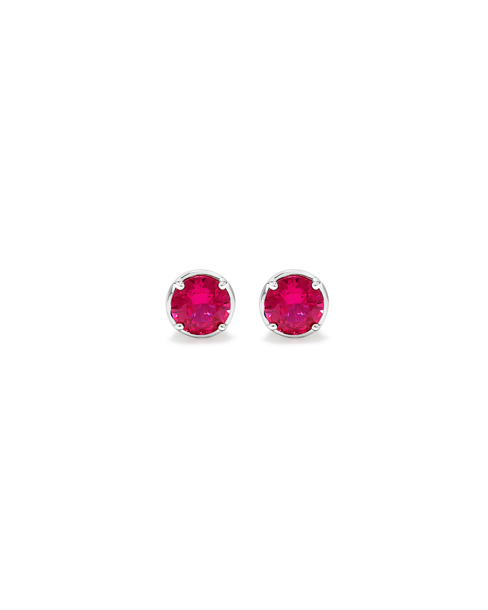 Boucles d’oreilles rubis créées rond en argent sterling