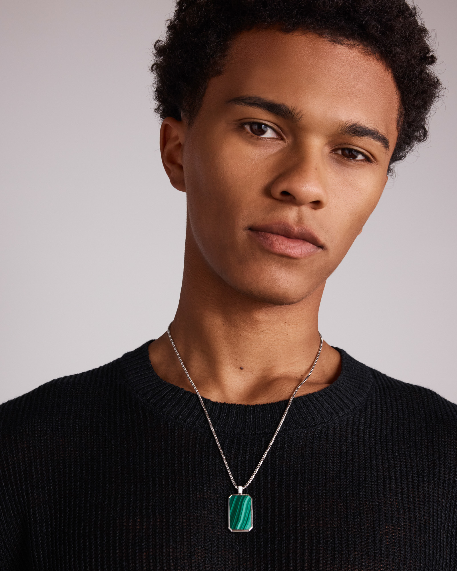 Collier pendentif chaîne avec pierre précieuse rectangulaire en malachite verte en argent sterling