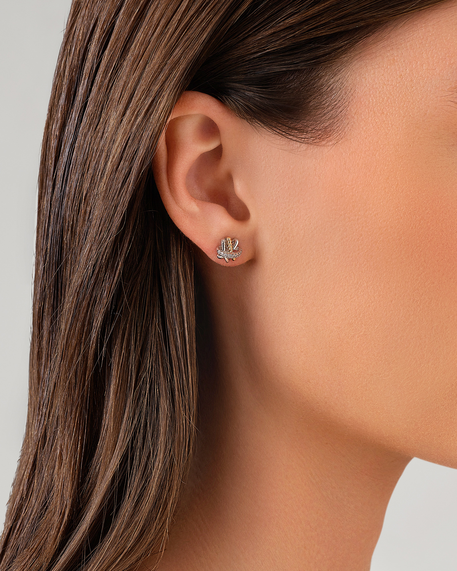 Boucles d'oreilles en argent sterling et or jaune 10 K avec diamants totalisant 0,09 ct