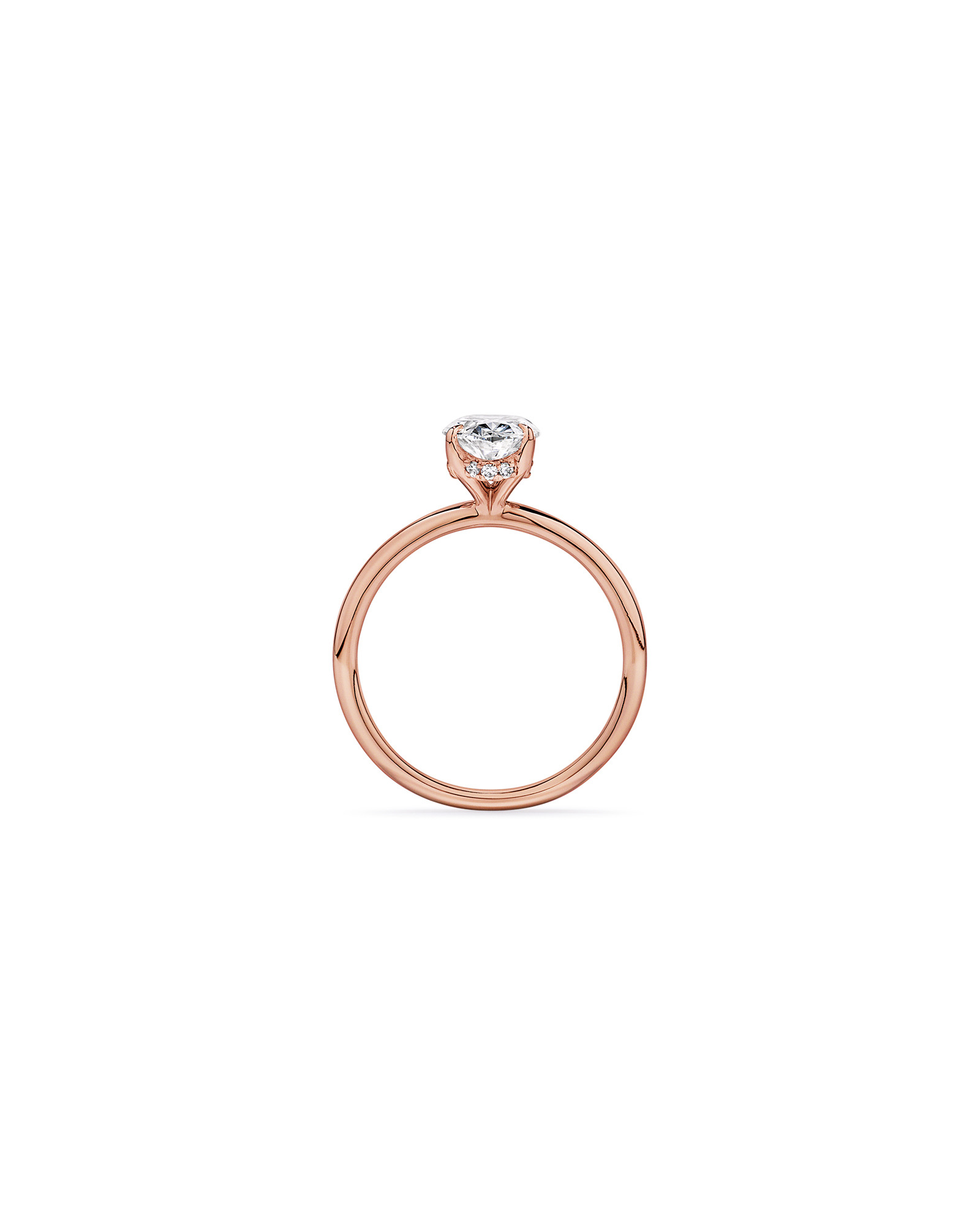 Bague solitaire en or rose 14 carats sertie d'un diamant ovale de synthèse 1,57 carat