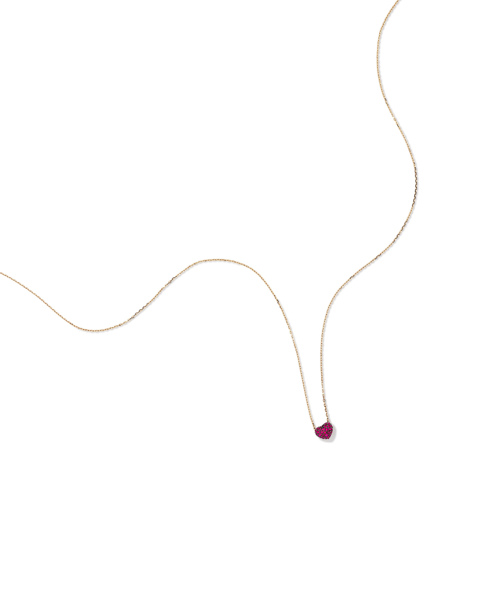 Pendentif de cœur en or jaune 10 K avec pavé de rubis