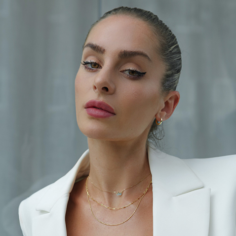 Dainty yellow gold chains Dainty yellow gold chains