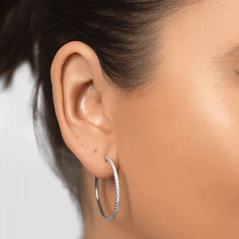 Look 2: White Gold & Diamond Look 2: White Gold & Diamond