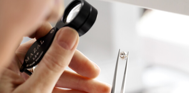 Tip #3 – What makes a premium diamond?